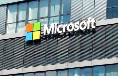 Στο Λαύριο “προσγειώνεται” το πρώτο ελληνικό Data Center της Microsoft