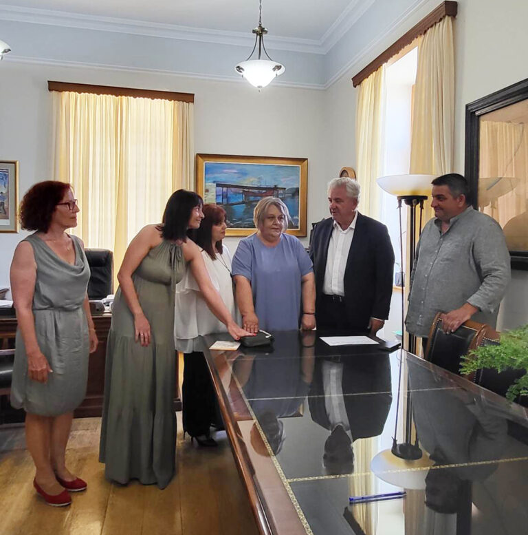 Ορκωμοσία εργαζομένων στο πρόγραμμα «Βοήθεια στο Σπίτι» στο Δήμο Λαυρεωτικής