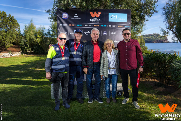 Με απόλυτη επιτυχία ολοκληρώθηκε και φέτος το αθλητικό-τουριστικό γεγονός “Sounio Challenge 2025”, το οποίο φιλοξενήθηκε από τον Δήμο Λαυρεωτικής και διοργανώθηκε σε συνεργασία με την Περιφέρεια Αττικής, το Grecotel Cape Sounio Resort και την εταιρεία whynot.